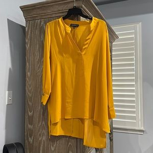 Mustard colored tunic NWOT